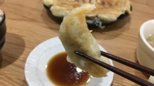 弐ノ弐の餃子１つの写真